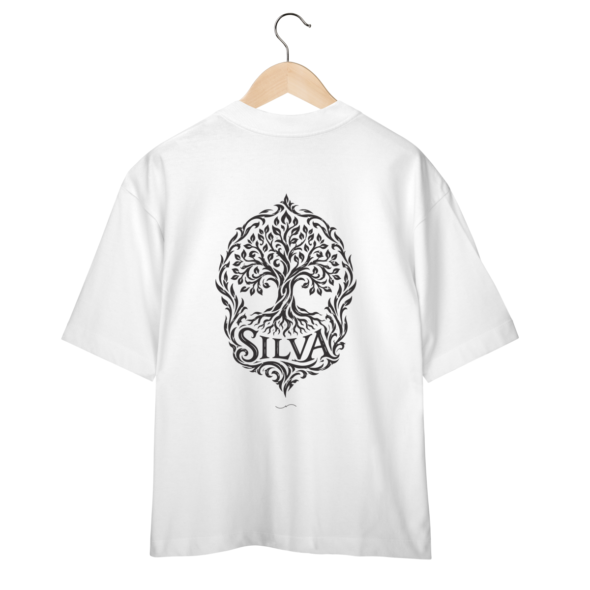 Mockup de Oversized Tribal Preta Costas em branco